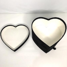 Black Velvet Heart Box 20cm